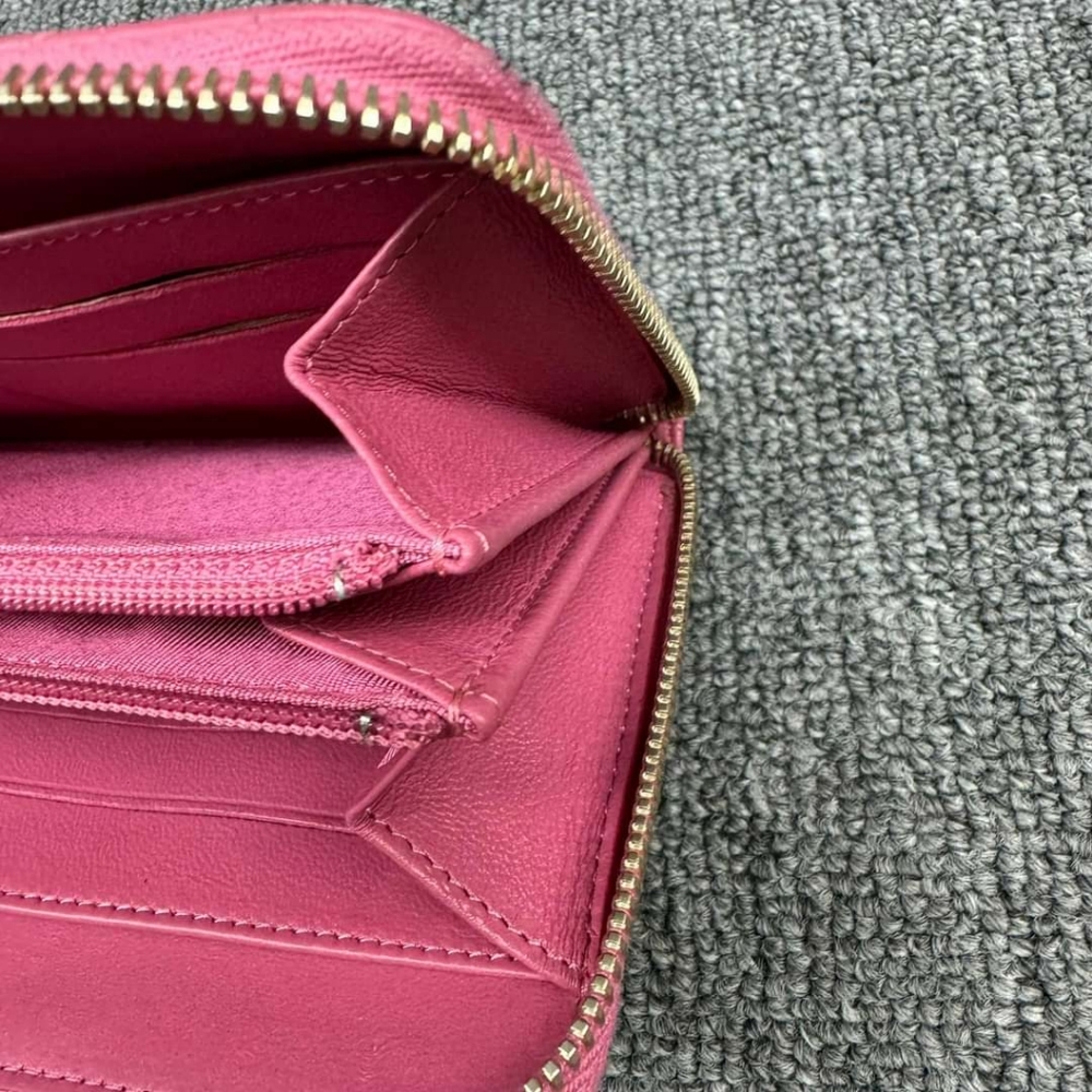 100% Authentic CHANEL Pink Leather Wallet - Picture 13 of 14
